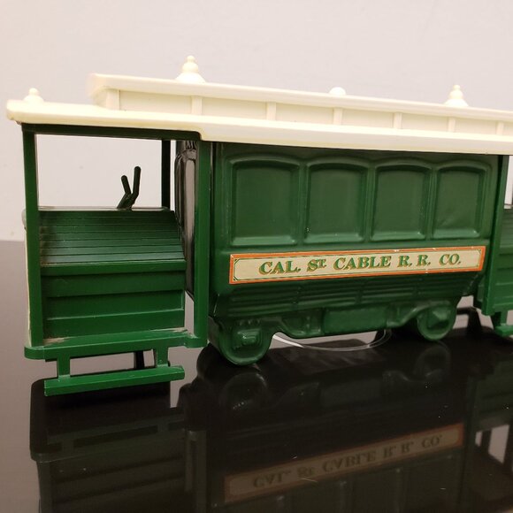 Vintage Avon San Francisco CABLE CAR Wild Country Scent Full - Picture 5 of 13